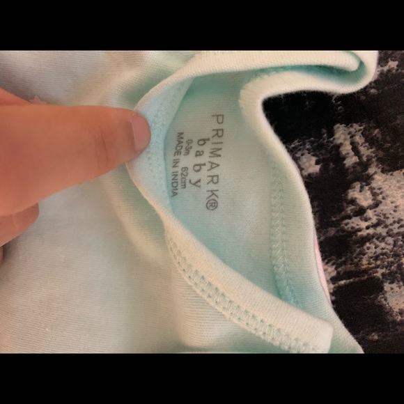 Set of 6 Brand new Baby onesies 0-3 - Picture 3 of 4